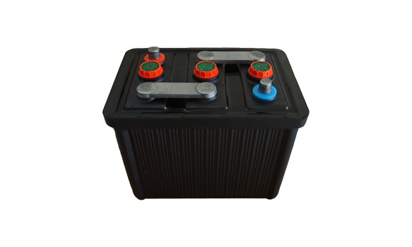 Batterie voiture de collection 6V / 120Ah
